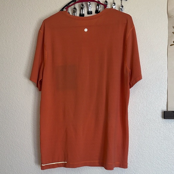 Lululemon R.A.D. Short Sleeve - Picture 4 of 4